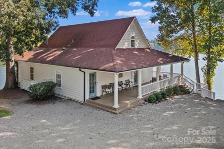 7264 Right Angle Street