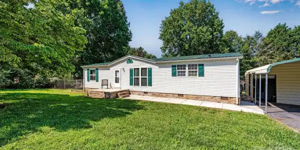 5135 36th Street Drive NE