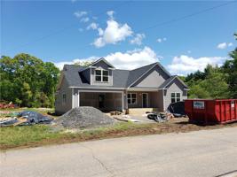 340 Woodlawn Drive