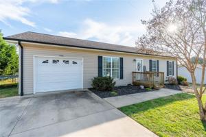 1350 River Hills