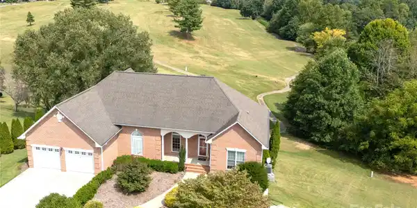 7 Ridge Drive