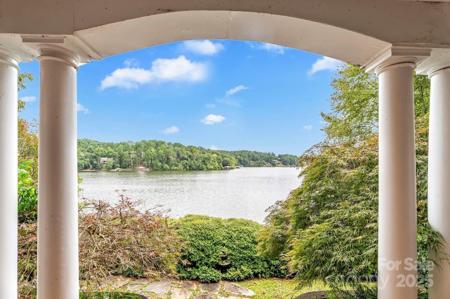 126 Winwood Circle