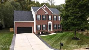 2510 Shady Reach