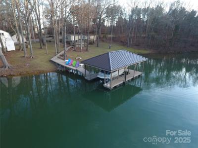 2721 Nance Cove Road