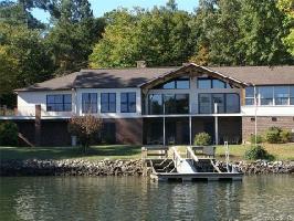 4520 River Shore Drive 