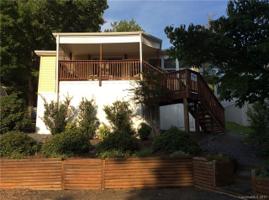 106 Sparrow Lane