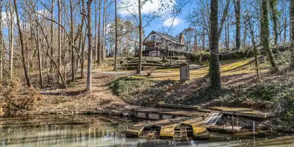 108 Three Oaks Lane