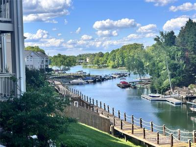 108 Pier 33 Drive