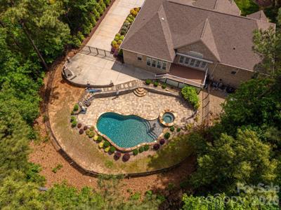 6627 Harbor Oaks Drive