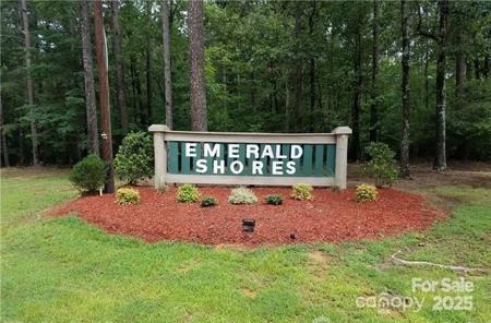 00 Emerald Shores Road