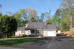 6115 Northlake Drive