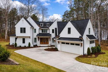 16207 Henry Lane