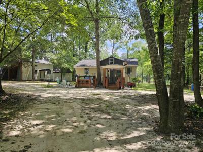 1607 Westshore Drive