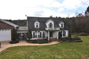 250 Rabbit Hollow Lane