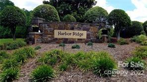 229 Rivercliff