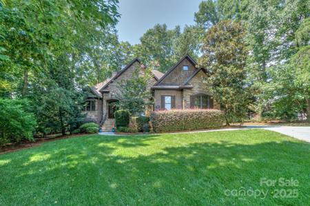 7884 Oak Haven Lane