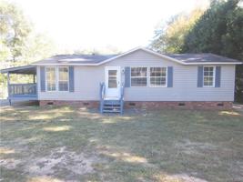 1122 Oakwood Drive