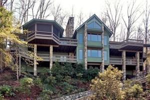 2401 Lakeshore Drive