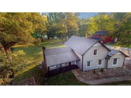 4996 Willow Pond Road 