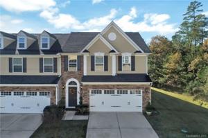 213 Chartwell Lane