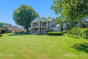 4732 Fairway NE