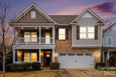 109 Creekside Crossing Lane