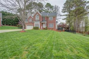 1827 Abbotsford Court