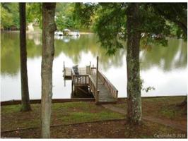 513 Hickory Point Drive 