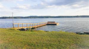 2111 Lakeshore Road