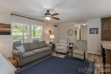 32 Beechwood Lakes Drive