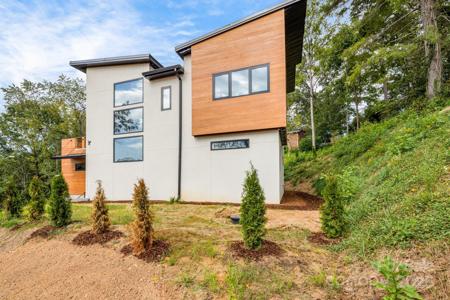 23 Woodbine Road