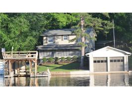 814 Lake Forest Drive 