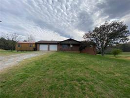 1263 Tomlinson Loop