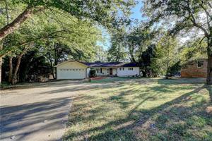 2306 Holly Lane
