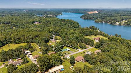 5135 36th Street Drive NE