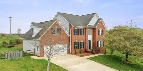 1919 46th Avenue Drive NE