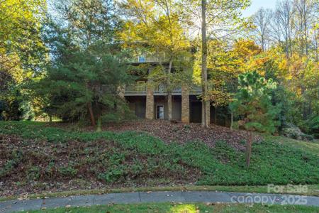4 Yellow Owl Drive