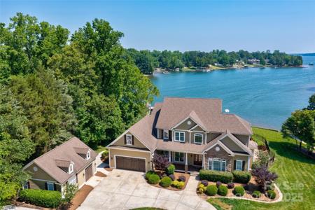 8191 Deep Water Lane