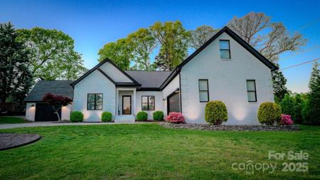 8271 Camelia Lane