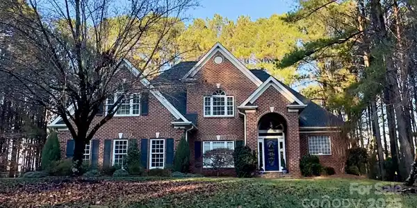 104 Blackhawk Ridge Court