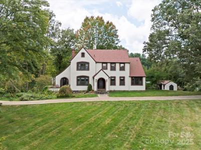 23 Greenleaf Circle