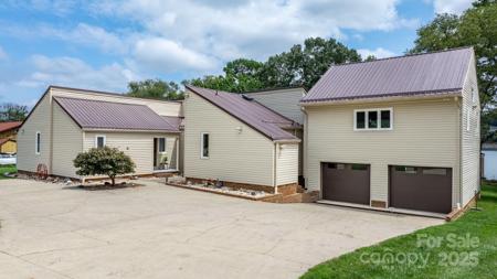 748 Moretz Court