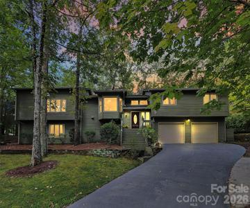 16 Woodvine Lane