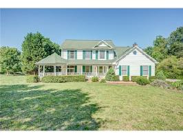 140 Oak Point Drive 