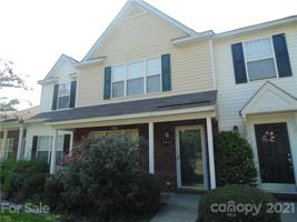 2912 Mayer House