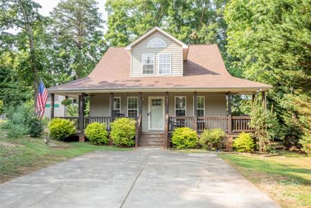7691 Red Robin Trail
