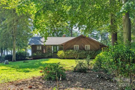 465 White Crane Road