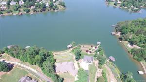 76 Luthers Pointe