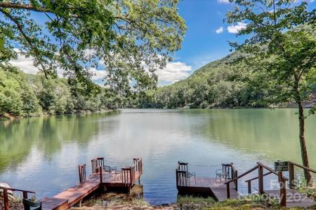 113 Lake