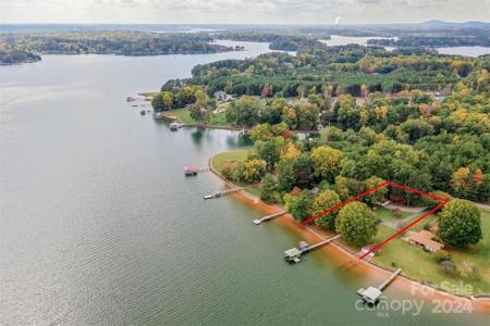 459 Kenway Loop